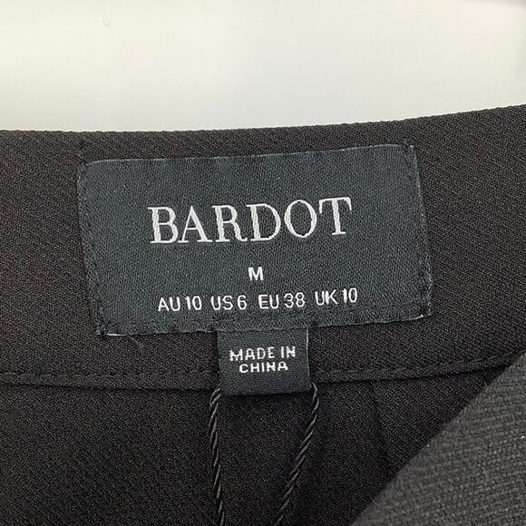 Bardot Elegant Black Flare Pants - Picture 5 of 10